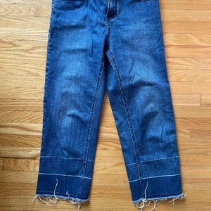 Raw Hem Cropped Jeans